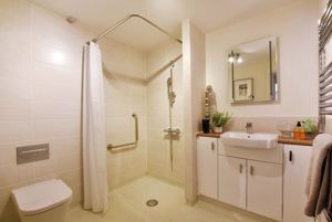 Photo 8- click for photo gallery